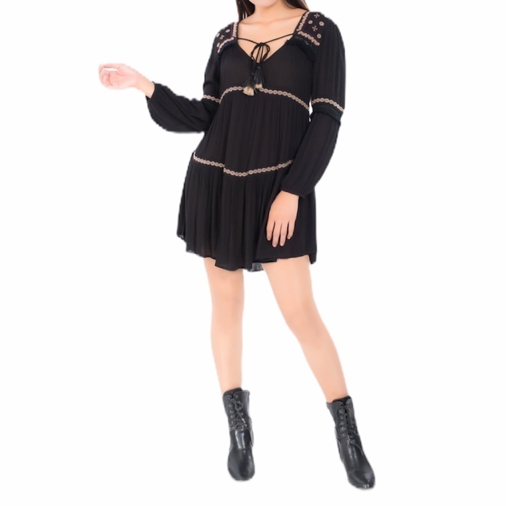 American Eagle Outfitters Black & Tan embroidered fringe long sleeve boho dress